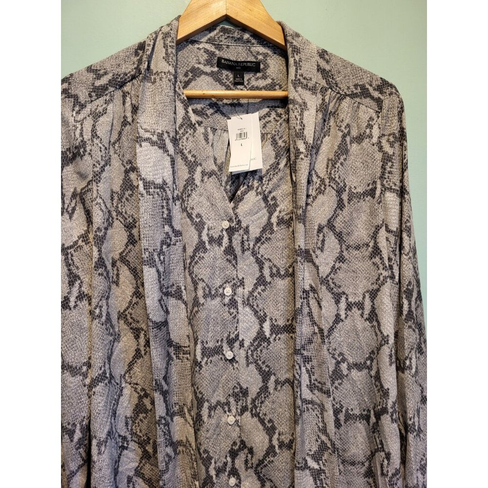New Snakeskin Print Bow Neck Long Sleeve Button Up Blouse Sz L Office - Picture 4 of 7